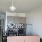 Residenca Juli شقة